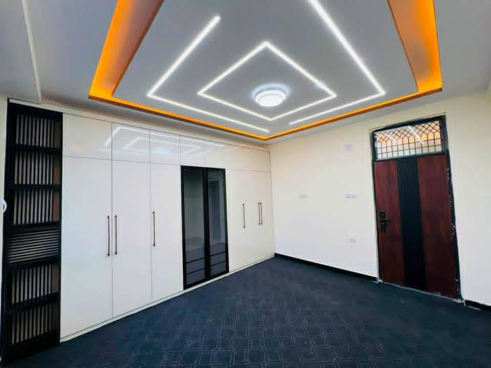 آپارتمان چهار اطاقه فروشی پروژه تایمنی، کابل