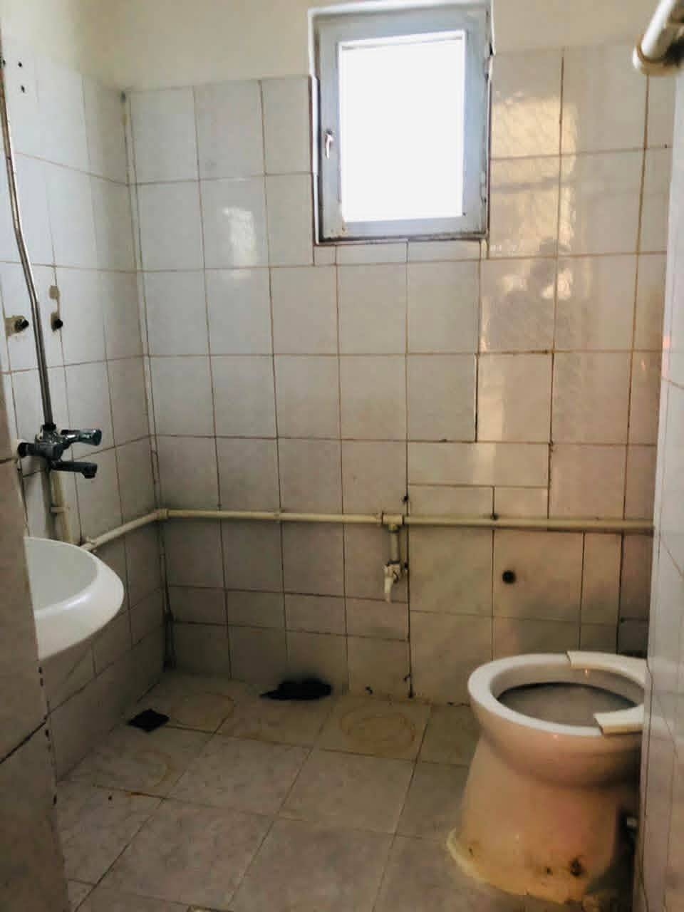 آپارتمان سه اطاقه کرایی پروژه تایمنی، کابل
