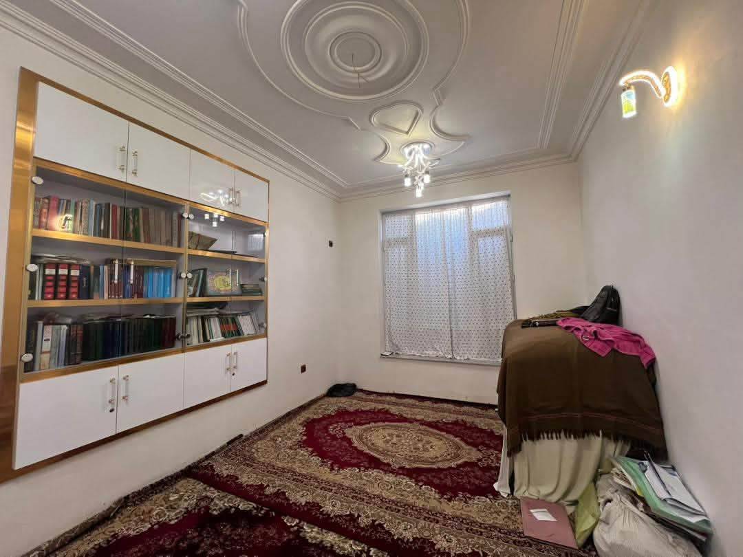 خانه فروشی جوی آجر، مزارشریف