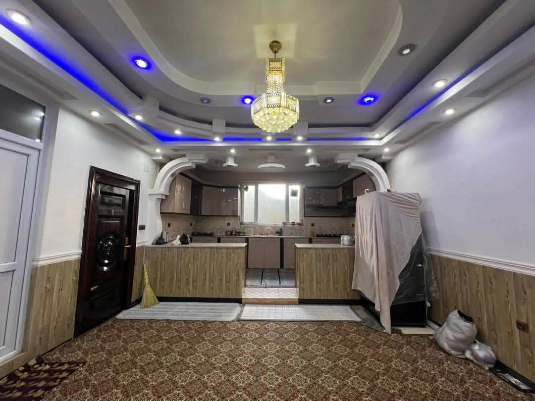 خانه فروشی جوی آجر، مزارشریف
