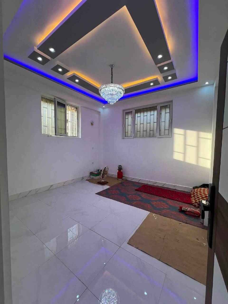 خانه فروشی پنج اتاقه-هرات سرک خواجه صاحب