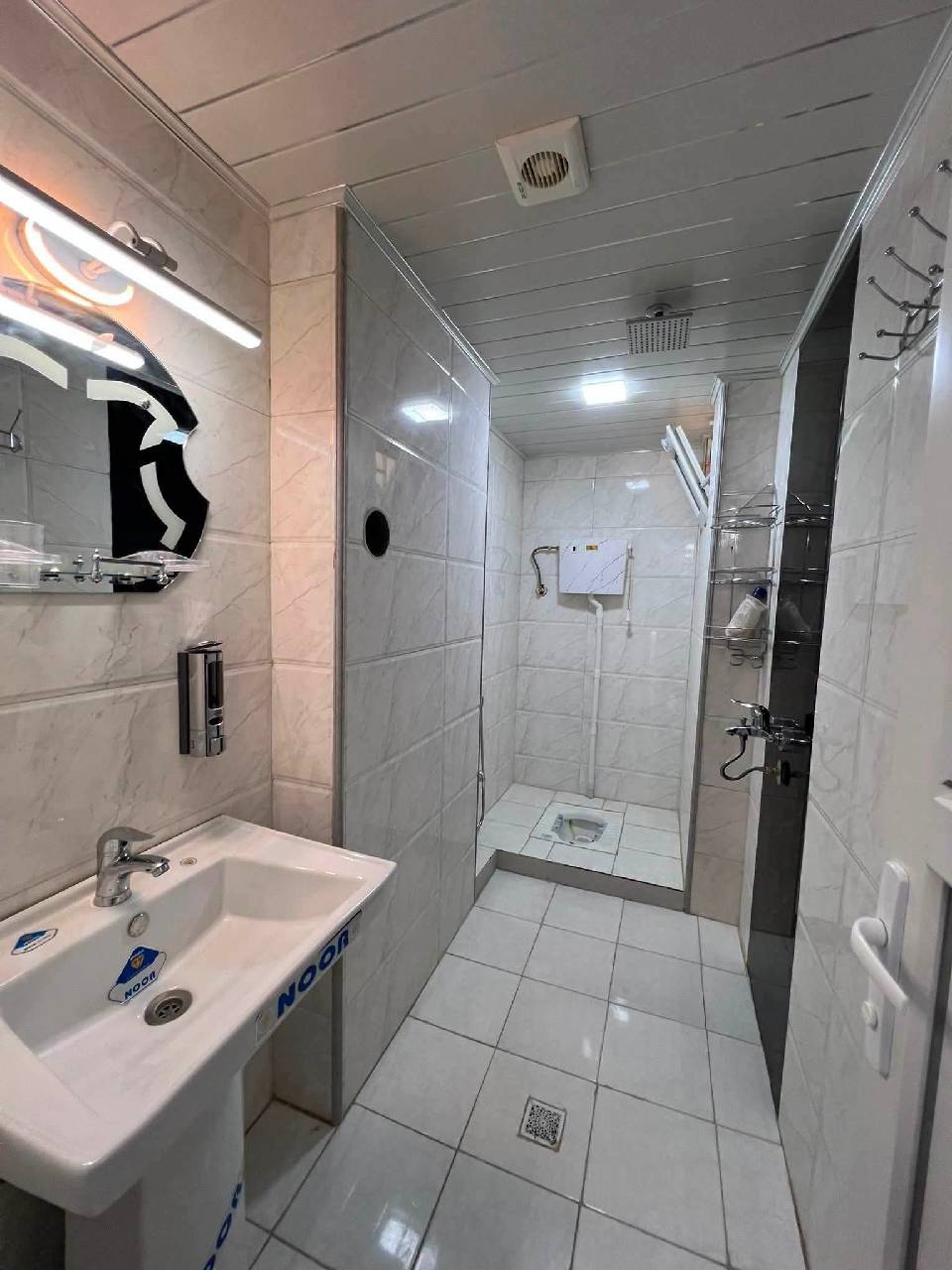 خانه فروشی پنج اتاقه-هرات سرک خواجه صاحب