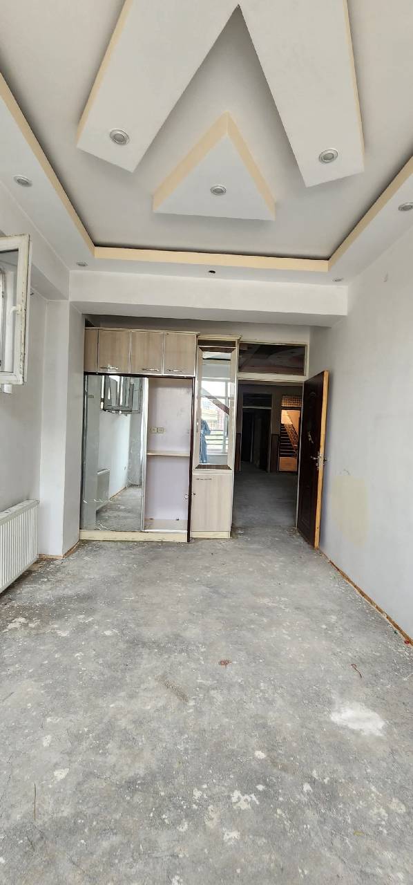 آپارتمان چهار اطاقه فروشی پروژه تایمنی، کابل