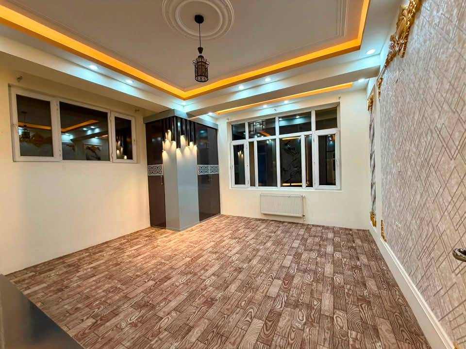 آپارتمان چهار اطاقه فروشی پروژه تایمنی، کابل