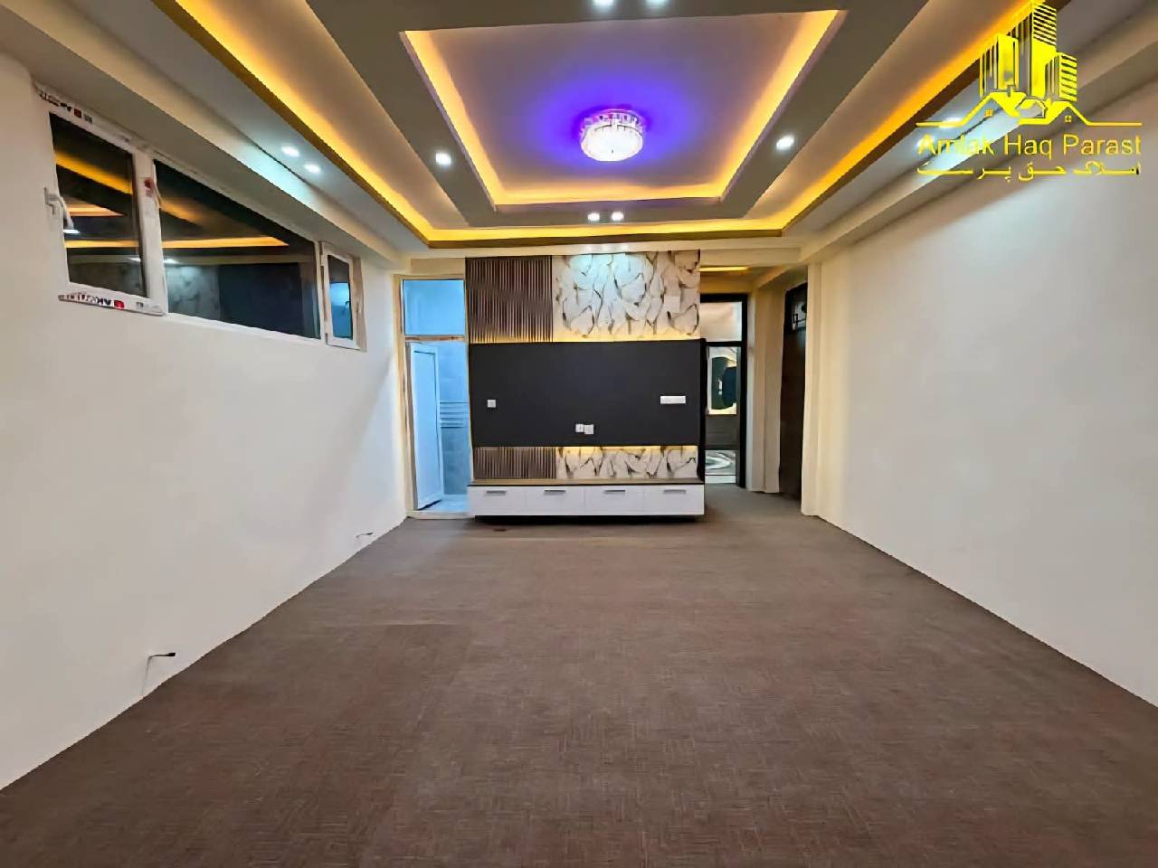 آپارتمان سه اطاقه فروشی پروژه تایمنی، کابل