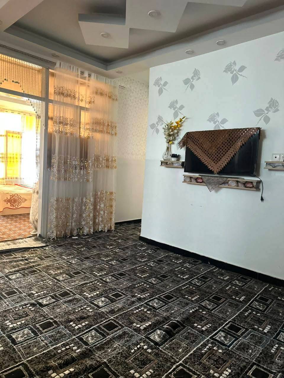 آپارتمان سه اطاقه فروشی پروژه تایمنی، کابل