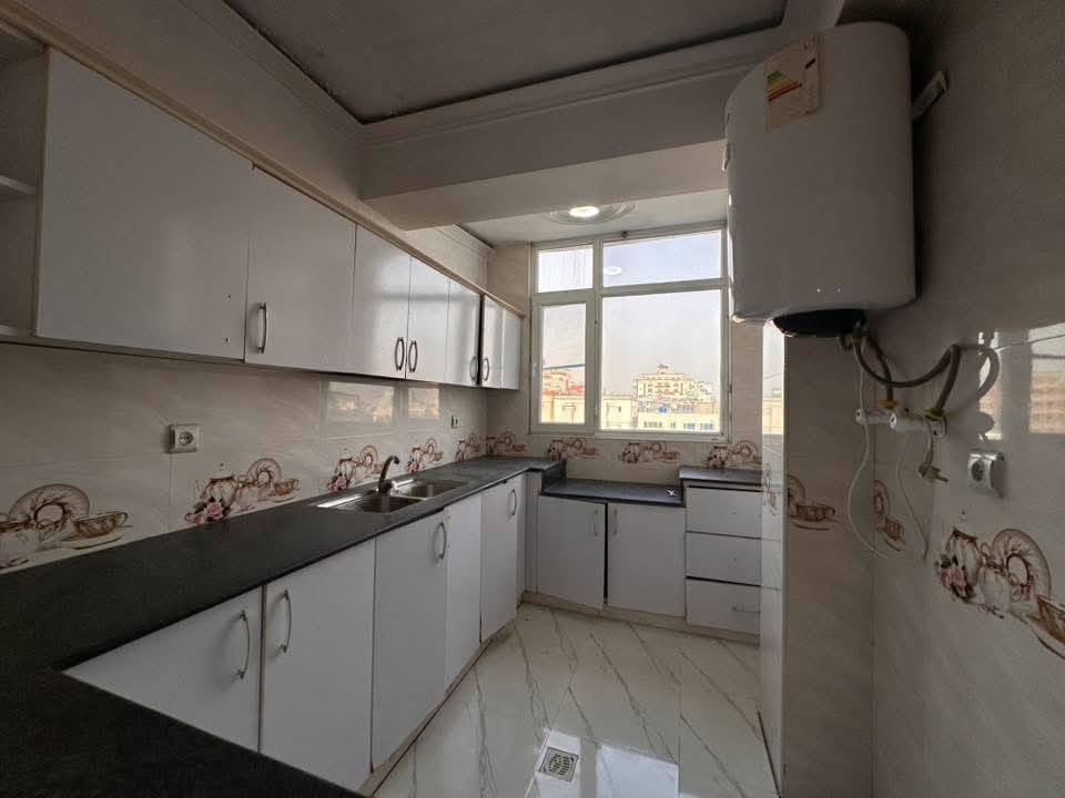 آپارتمان سه اطاقه گرویی پروژه تایمنی، کابل