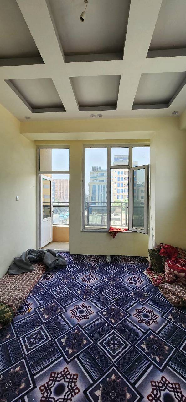 آپارتمان سه اطاقه فروشی ناحیه پانزده، کابل