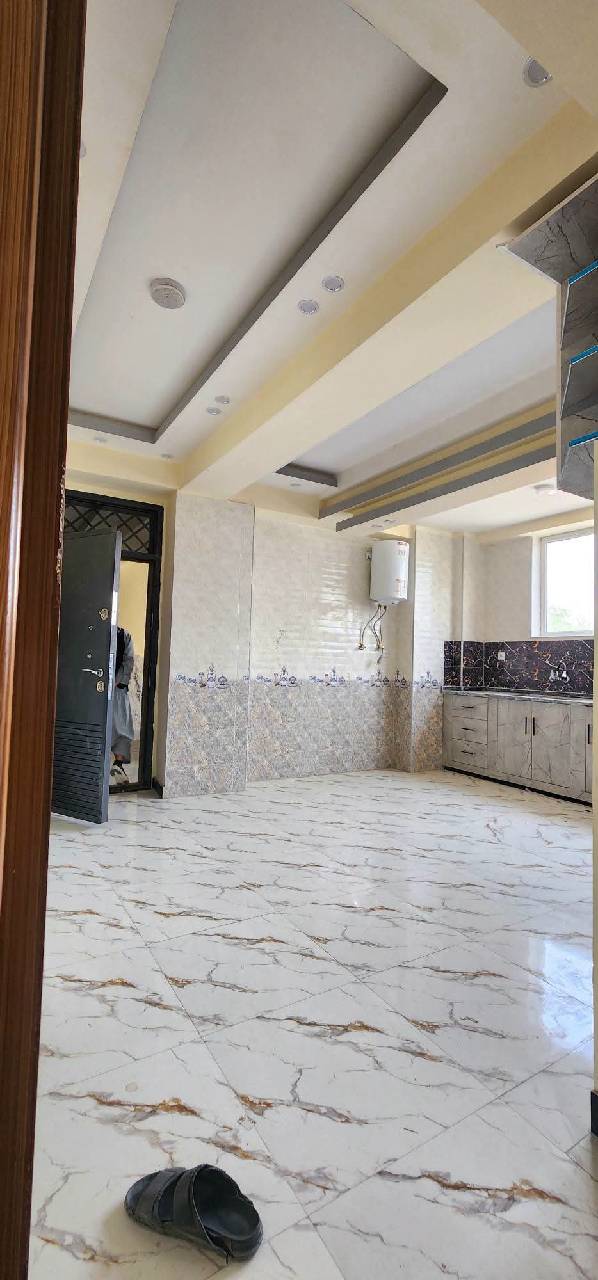 آپارتمان سه اطاقه فروشی ناحیه پانزده، کابل