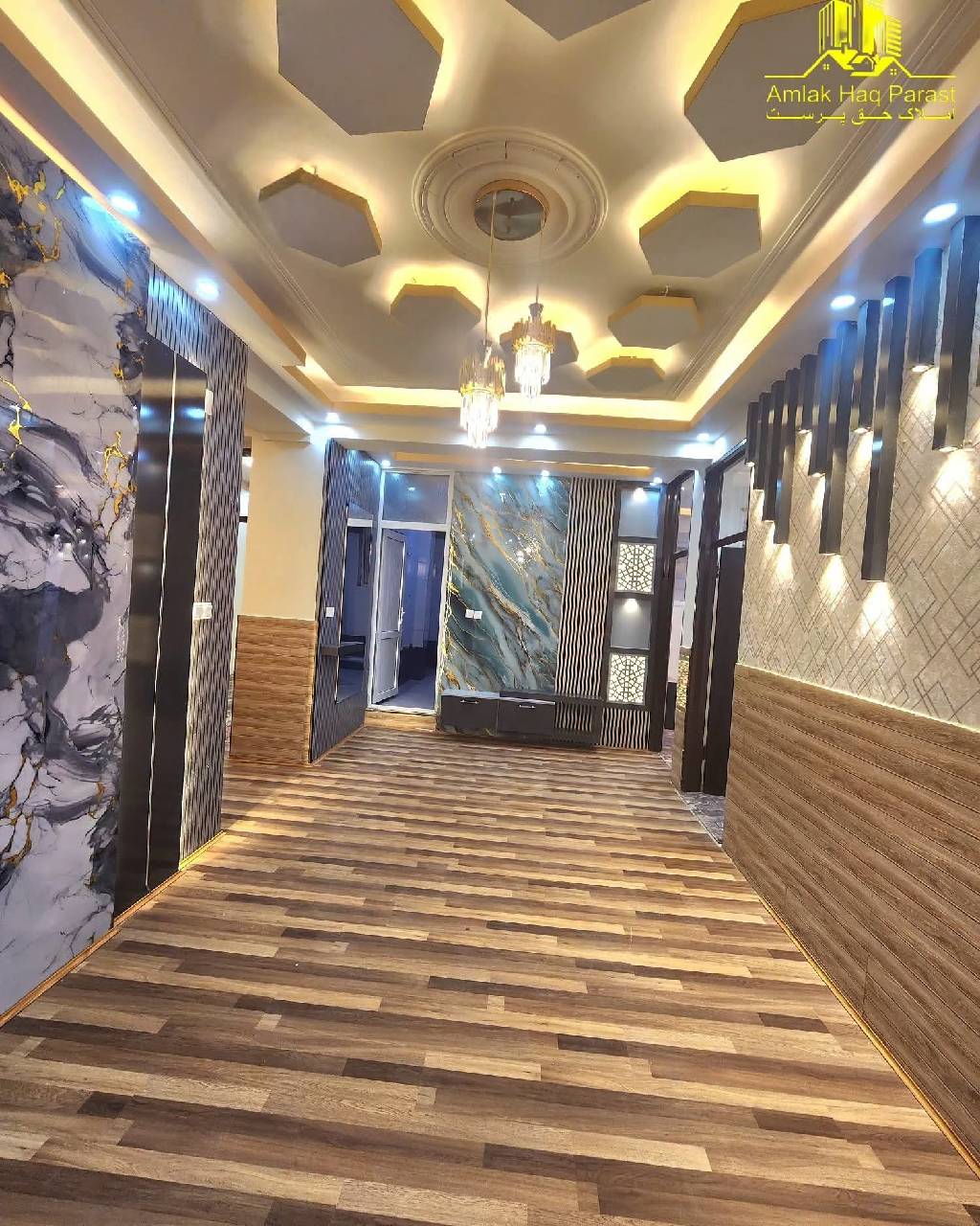 آپارتمان چهار اطاقه فروشی پروژه تایمنی، کابل