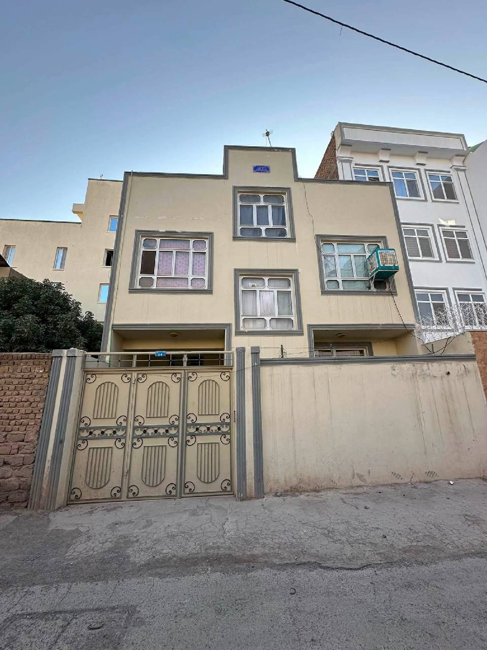 خانه فروشی پنج اتاقه-هرات ۶۴ متره