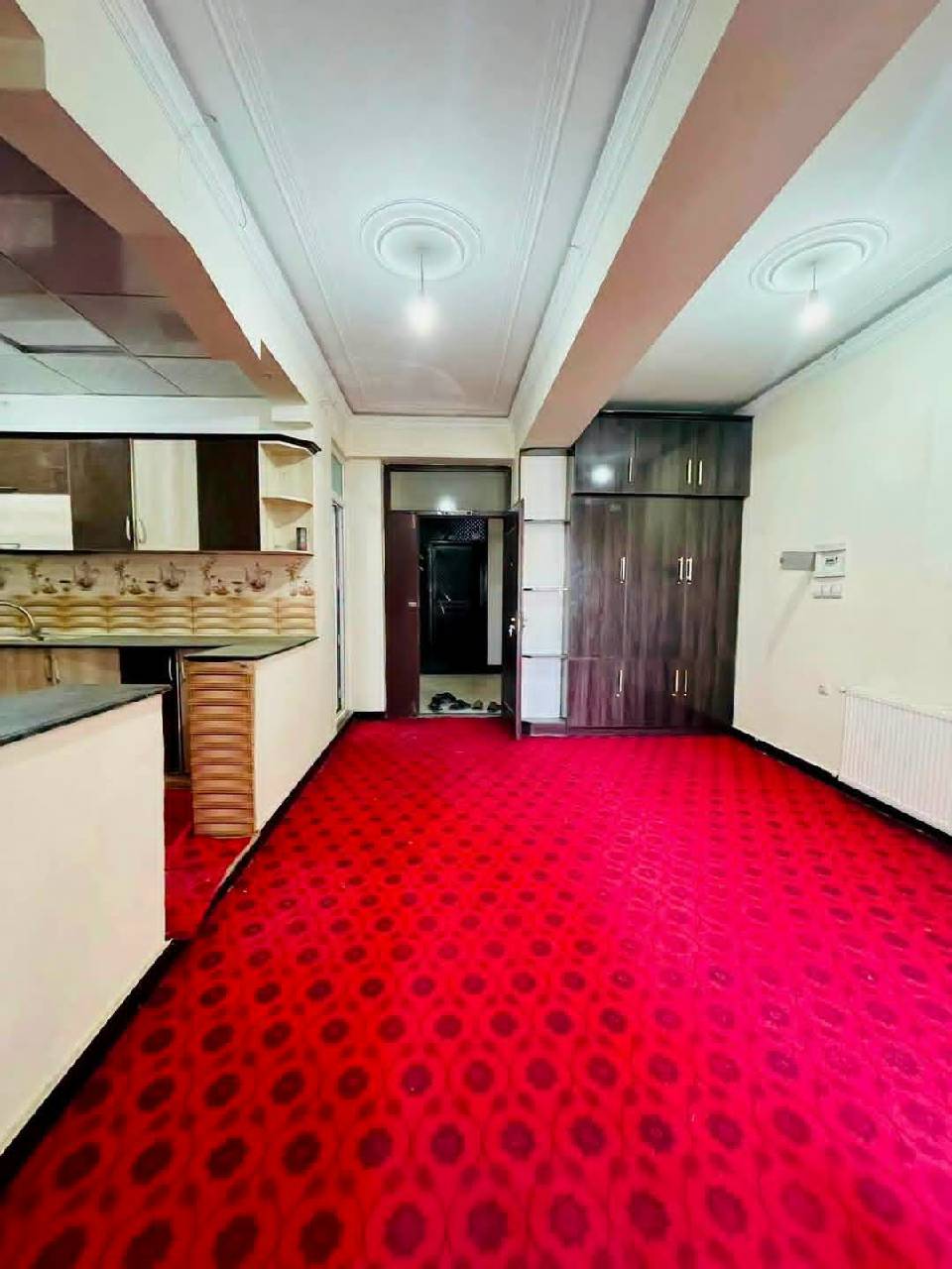 آپارتمان سه اطاقه فروشی پروژه تایمنی، کابل
