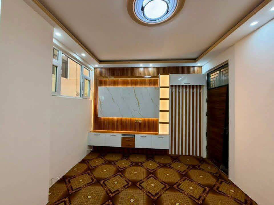 آپارتمان سه اطاقه فروشی پروژه تایمنی، کابل