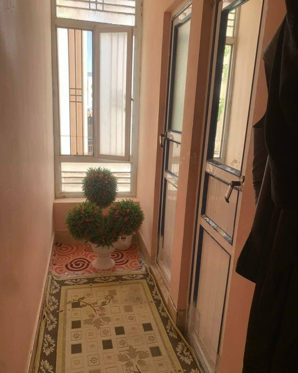 خانه سه طبقه فروشی، ناحیه پنج-هرات