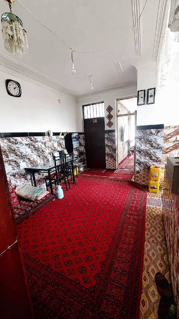 آپارتمان دو اطاقه گرویی، کارته سه _کابل