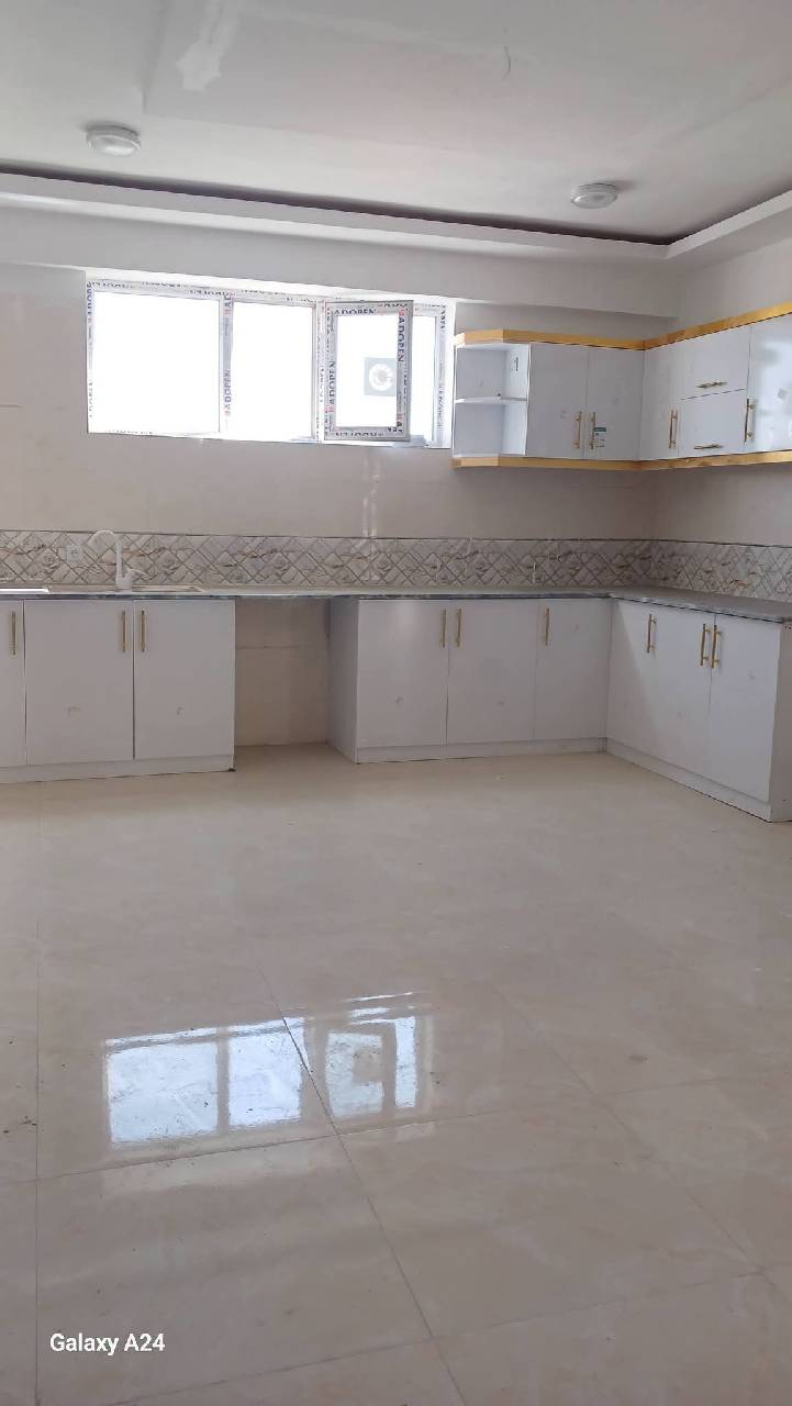 سه باب آپارتمان سه اتاقه-کابل ناحیه چهارم