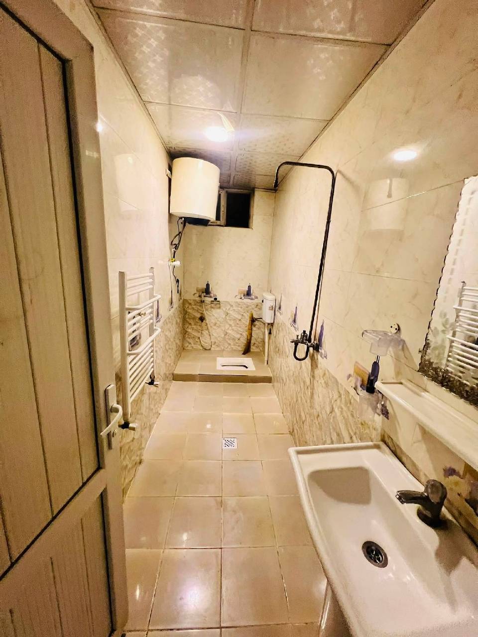 آپارتمان سه اتاقه کرایی-کابل هوتل پروان