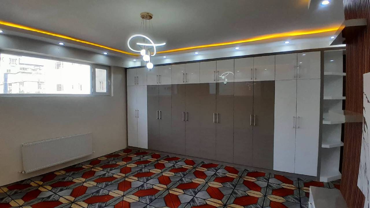 آپارتمان کرایی چهار اتاقه-کابل پروژه تایمنی
