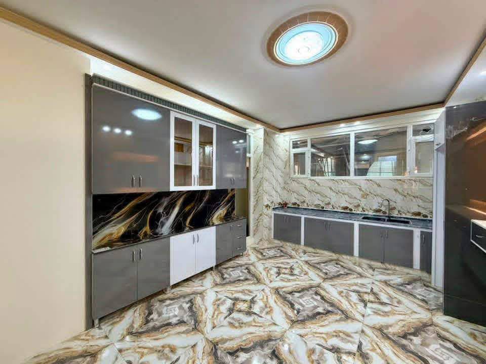 یک واحد سه اطاقه عاجل فروش سرک اول پروژه تایمنی