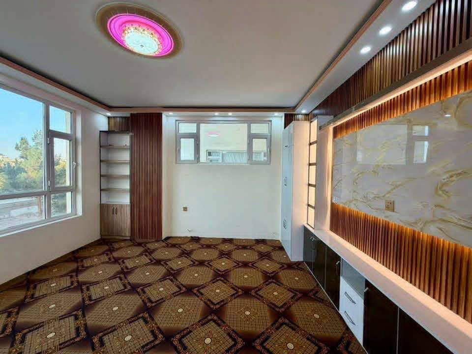 یک واحد سه اطاقه عاجل فروش سرک اول پروژه تایمنی