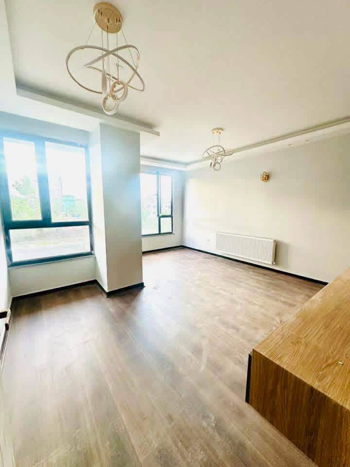 آپارتمان سه‌اطاقه کرایی نوساخت، تایمنی‌سابقه-کابل