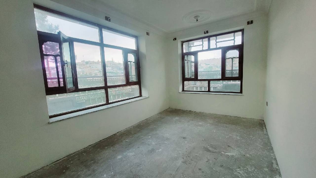 آپارتمان کرایی چهار اتاقه-کابل کارته نو