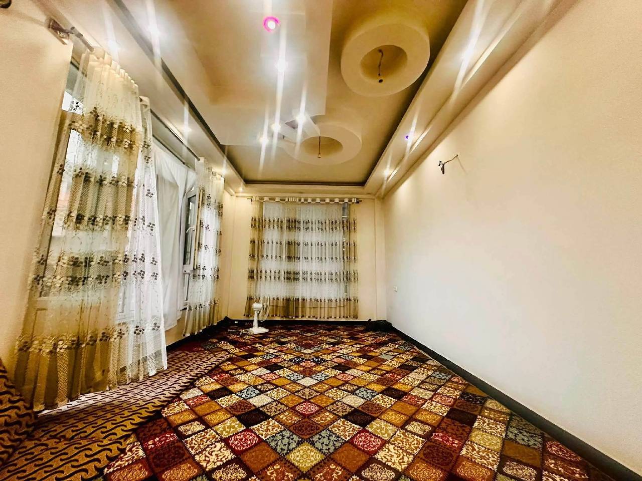 حویلی چهار طبقه فروشی، ناحیه سیزده_کابل
