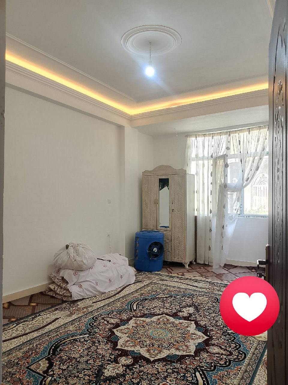 خانه فروشی سه طبقه پنج اتاقه-هرات سرک پل پشتو