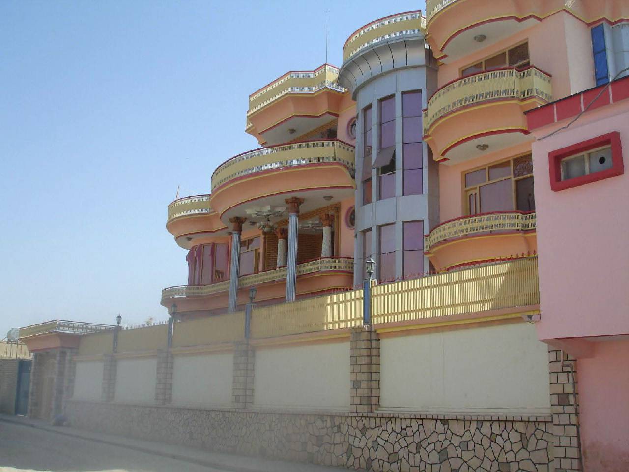 حویلی ۵منزل فروشی _مزارشریف