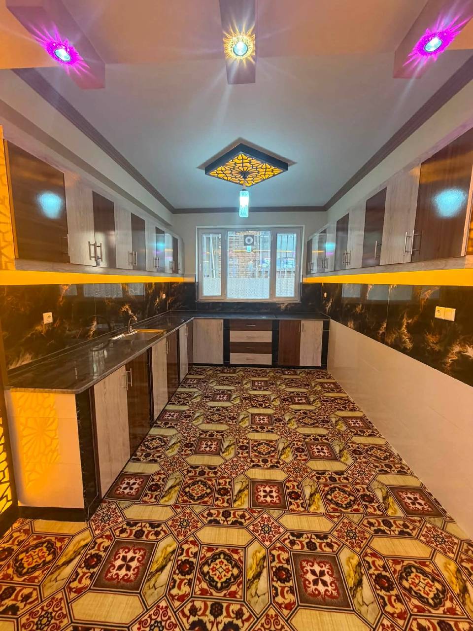 آپارتمان چهار اطاقه فروشی _کابل