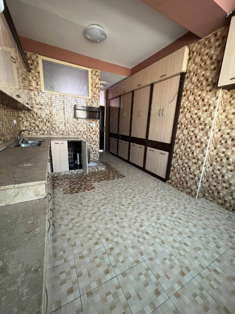 آپارتمان چهار اطاقه کرایی ناحیه ده، کابل