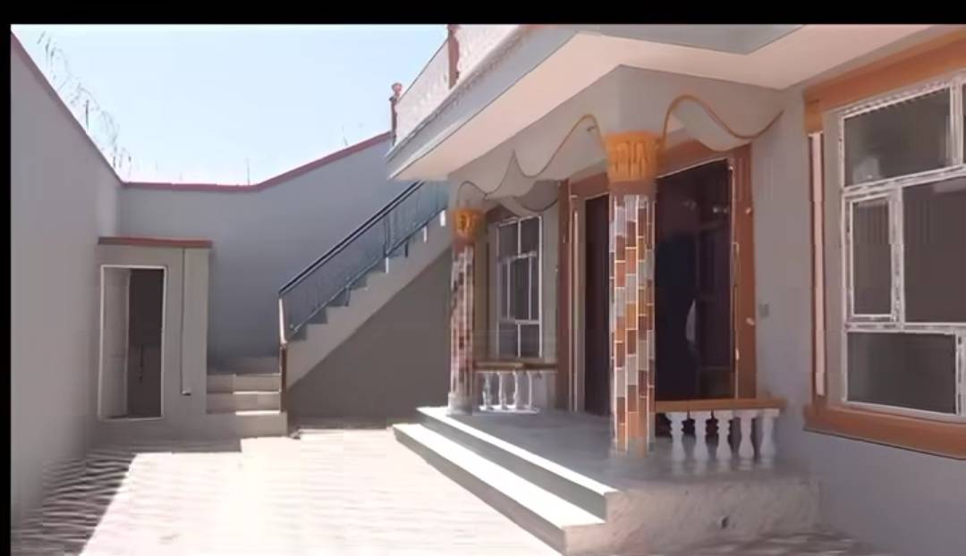 خانه پنج اتاقه فروشی مزارشریف سرک اول نساجی