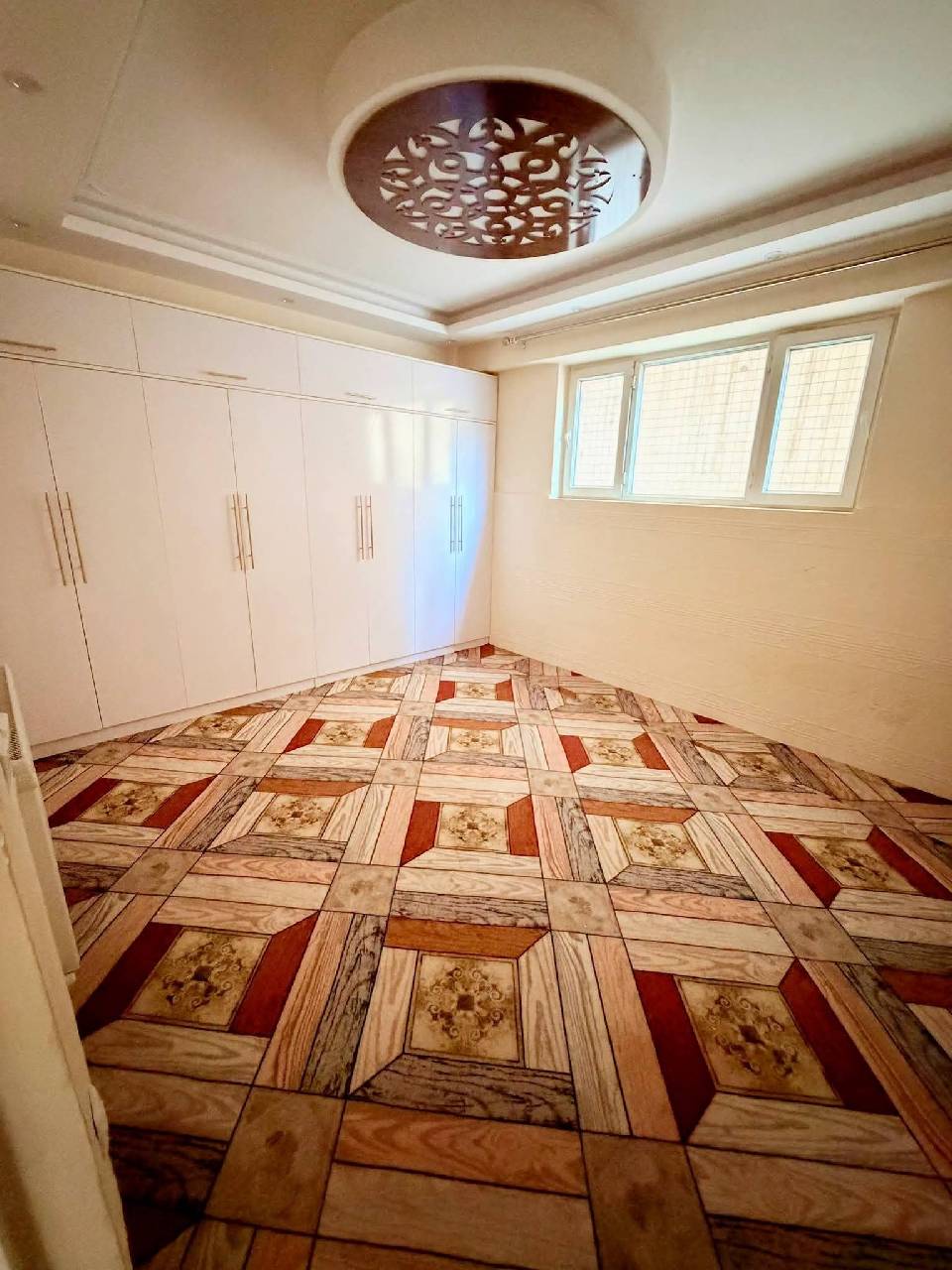 آپارتمان سه اطاقه نوساخت کرایی، ناحیه پانزده _کابل