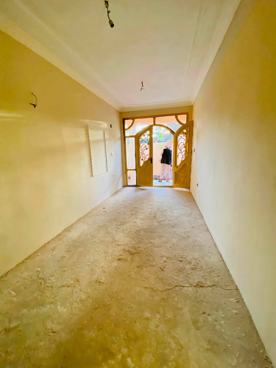 حویلی فروشی مساحت ۲۰۰متر مربع گذشته از چوک شمع، مزارشریف