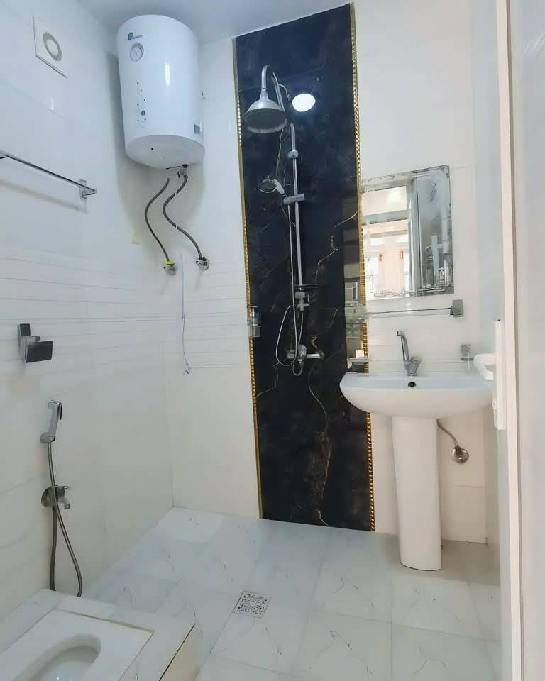 آپارتمان فروشی 4 اطاقه VIP نوساخت، ناحیه چهار _کابل
