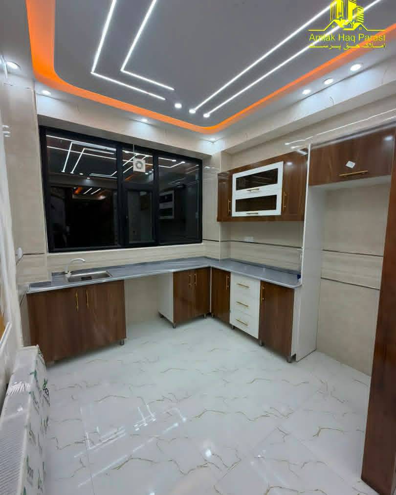 آپارتمان فروشی 4 اطاقه VIP نوساخت، ناحیه چهار _کابل