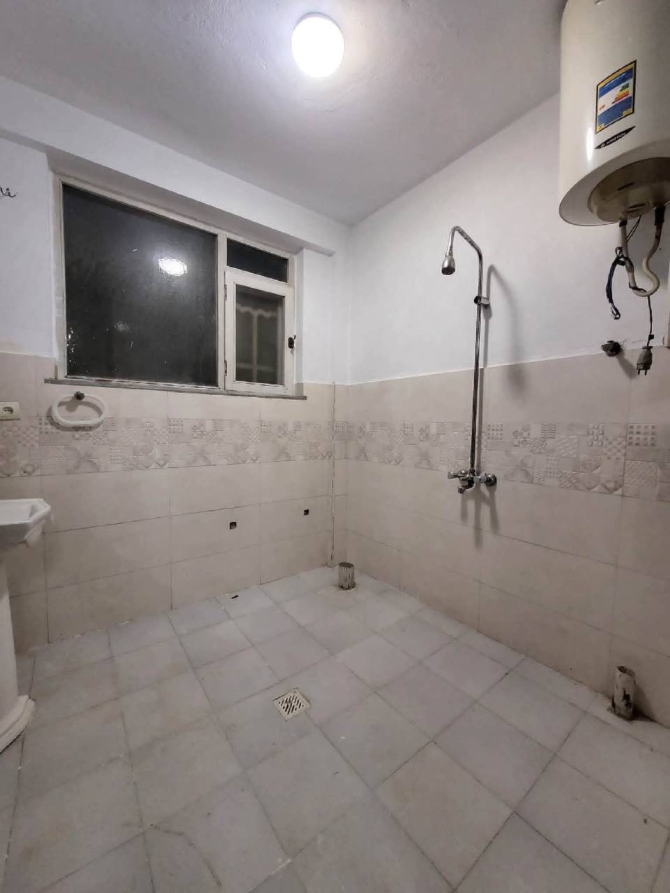 آپارتمان سه اطاقه گرویی، ناحیه چهار _کابل